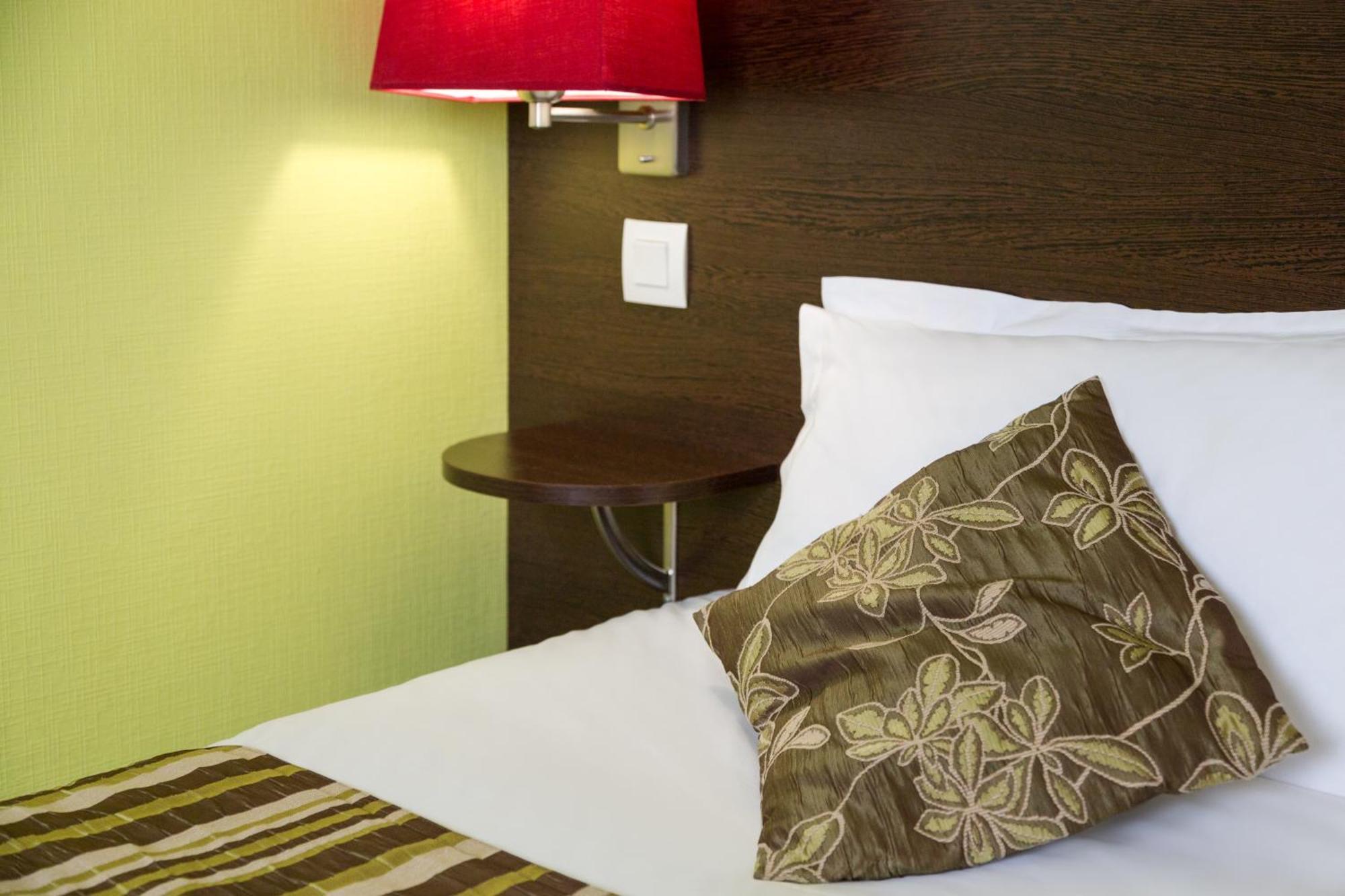 The Originals City, Hotel Helios, Roanne Nord Mably Eksteriør bilde